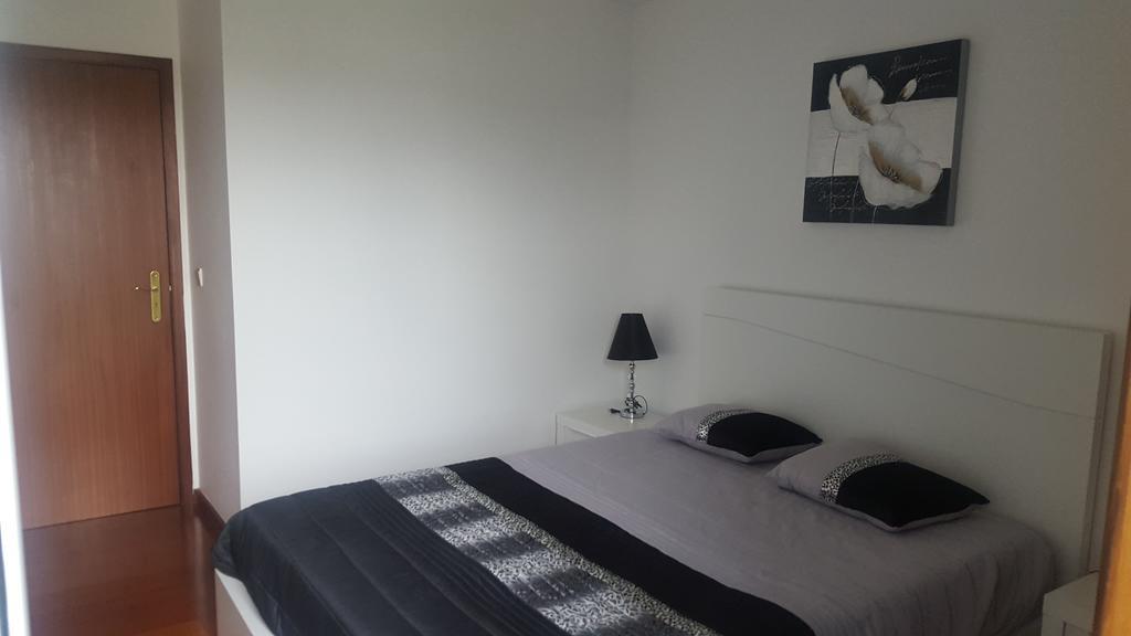Apartamento Vista Deslumbrante ปอนตาเดลกาดา ภายนอก รูปภาพ