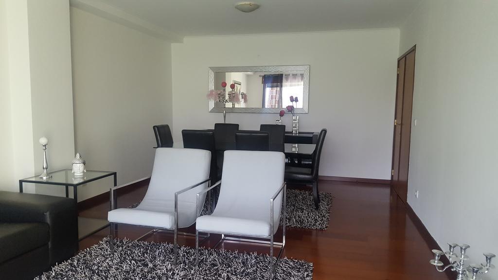 Apartamento Vista Deslumbrante ปอนตาเดลกาดา ภายนอก รูปภาพ